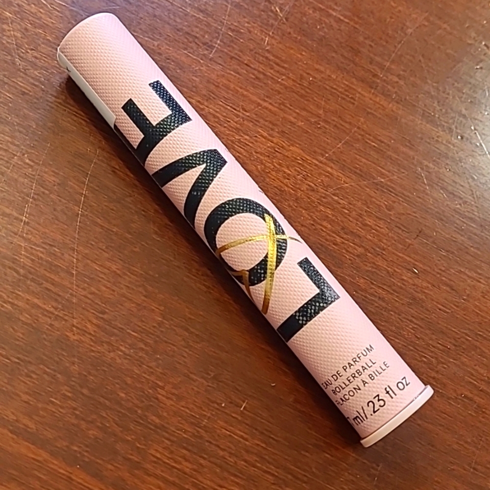 Victoria's Secret Love Rollerball NEW